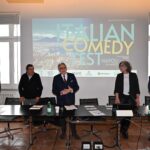 Al Suor Orsola l’apertura dell’Italian Comedy Festival con Il Rettore Lucio d’Alessandro insieme con Arturo Lando Massimo Cinque Federica Baruffaldi e Gianfranco Terrin